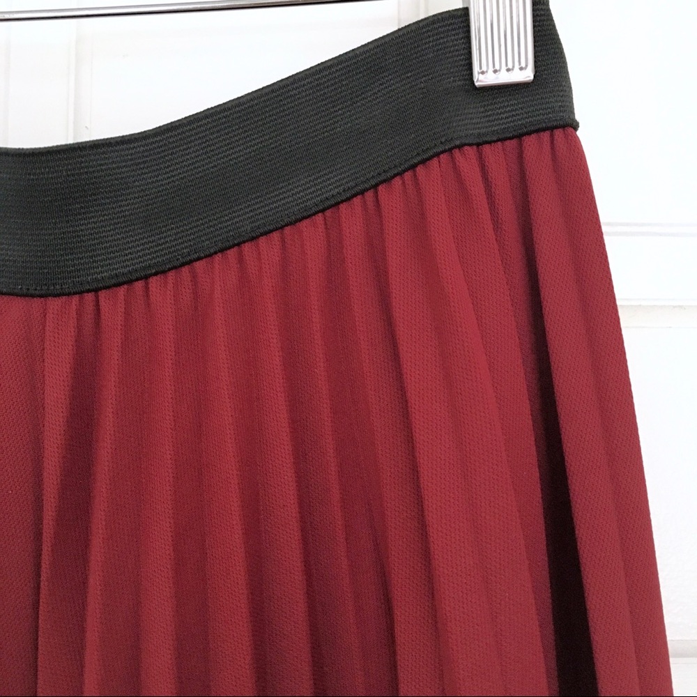 Oak + Fort Elastic Waist Pleated Pants - Picture 4 of 8